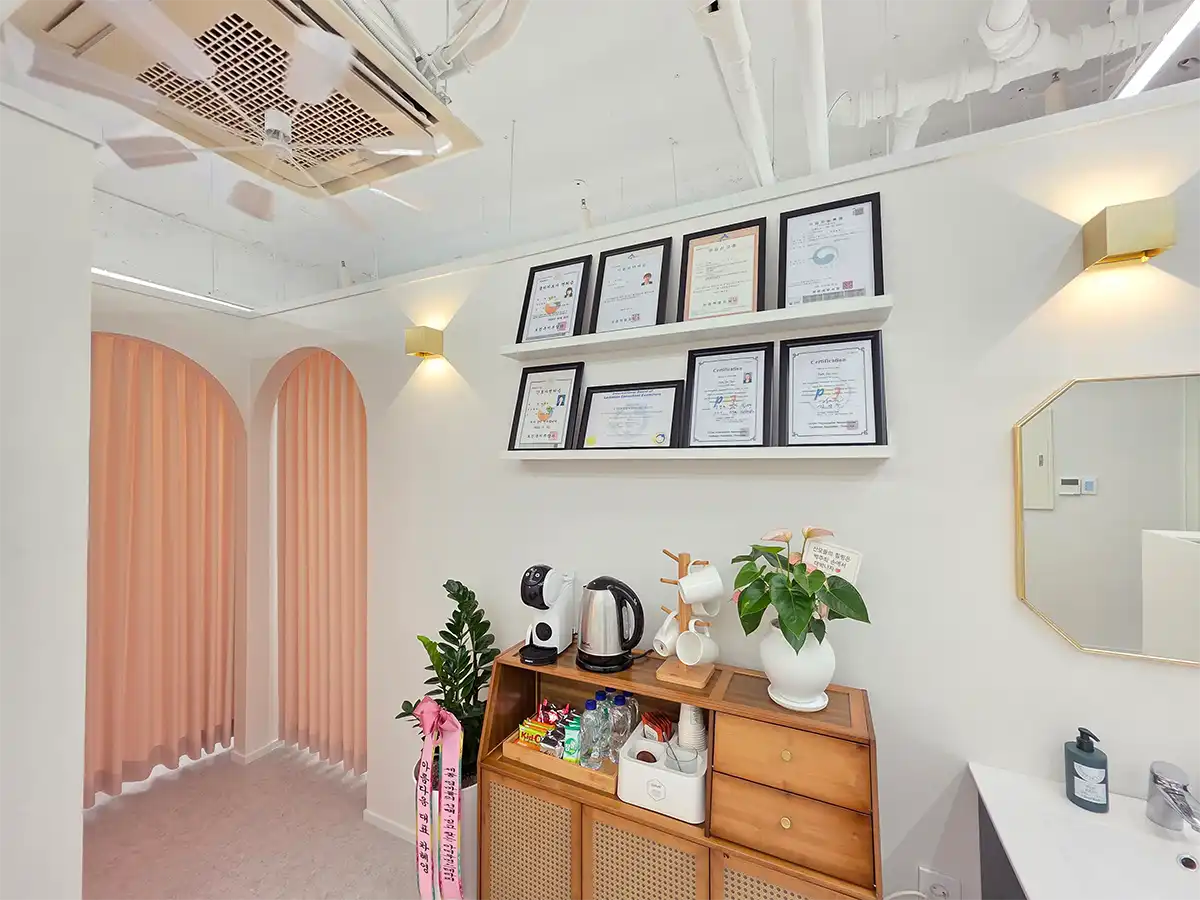 Atti Women's Therapy Phòng Trị Liệu VIP Biệt Lập